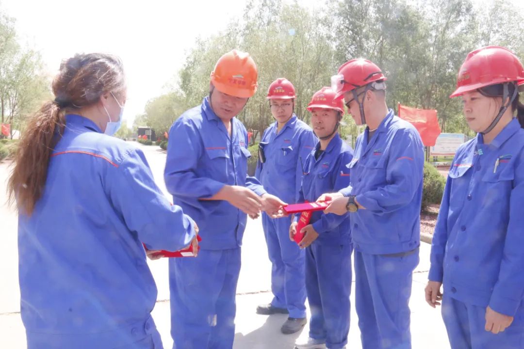 1716015486171003.jpg c8a81c506cffef774d976d8ae46cfb3e.jpg